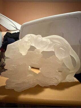 Vintage Art Deco Frosted Glass Tiger Panther on Rock Sculpture Figurine